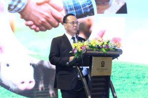 Phó Cục trưởng Cục Chăn nuôi và Thú y Phạm Kim Đăng phát biểu tại hội nghị